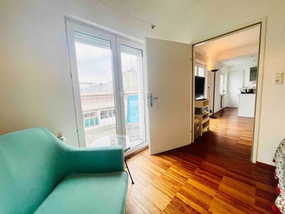 Cosy Flat With Huge Terrasse! Long Or Shortterm Apartment เวียนนา ภายนอก รูปภาพ