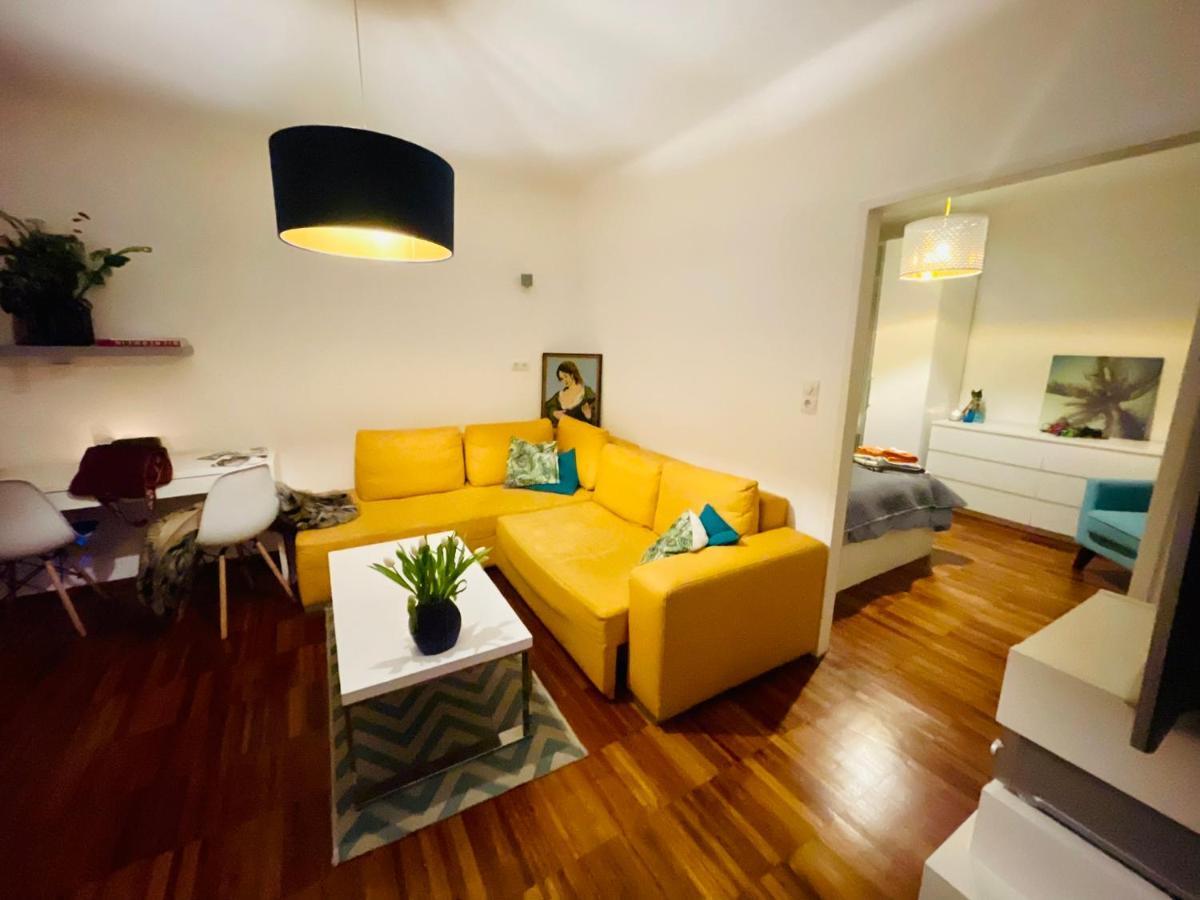 Cosy Flat With Huge Terrasse! Long Or Shortterm Apartment เวียนนา ภายนอก รูปภาพ